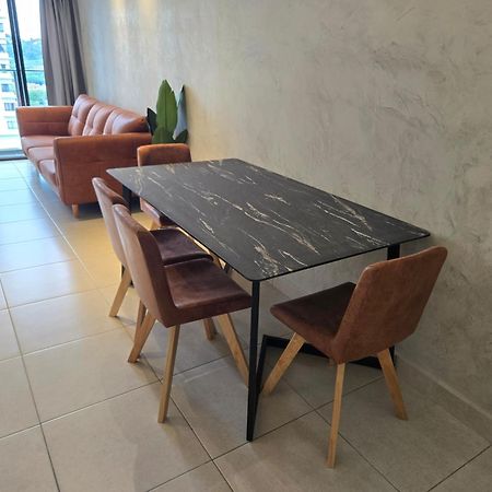 Cozy 2 Bedrooms 4 Pax Menjalara Near Desa Park City Куала-Лумпур Экстерьер фото