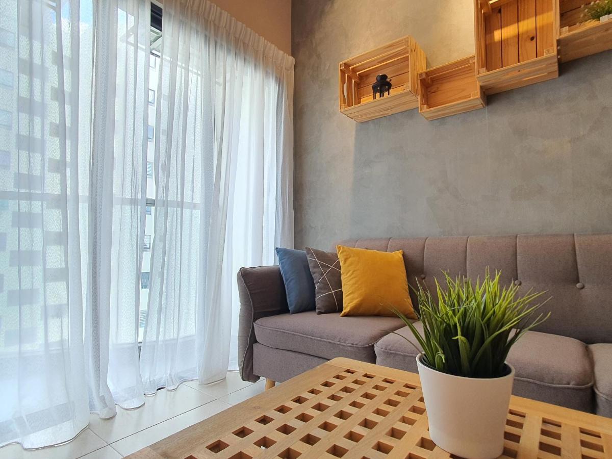 Cozy 2 Bedrooms 4 Pax Menjalara Near Desa Park City Куала-Лумпур Экстерьер фото